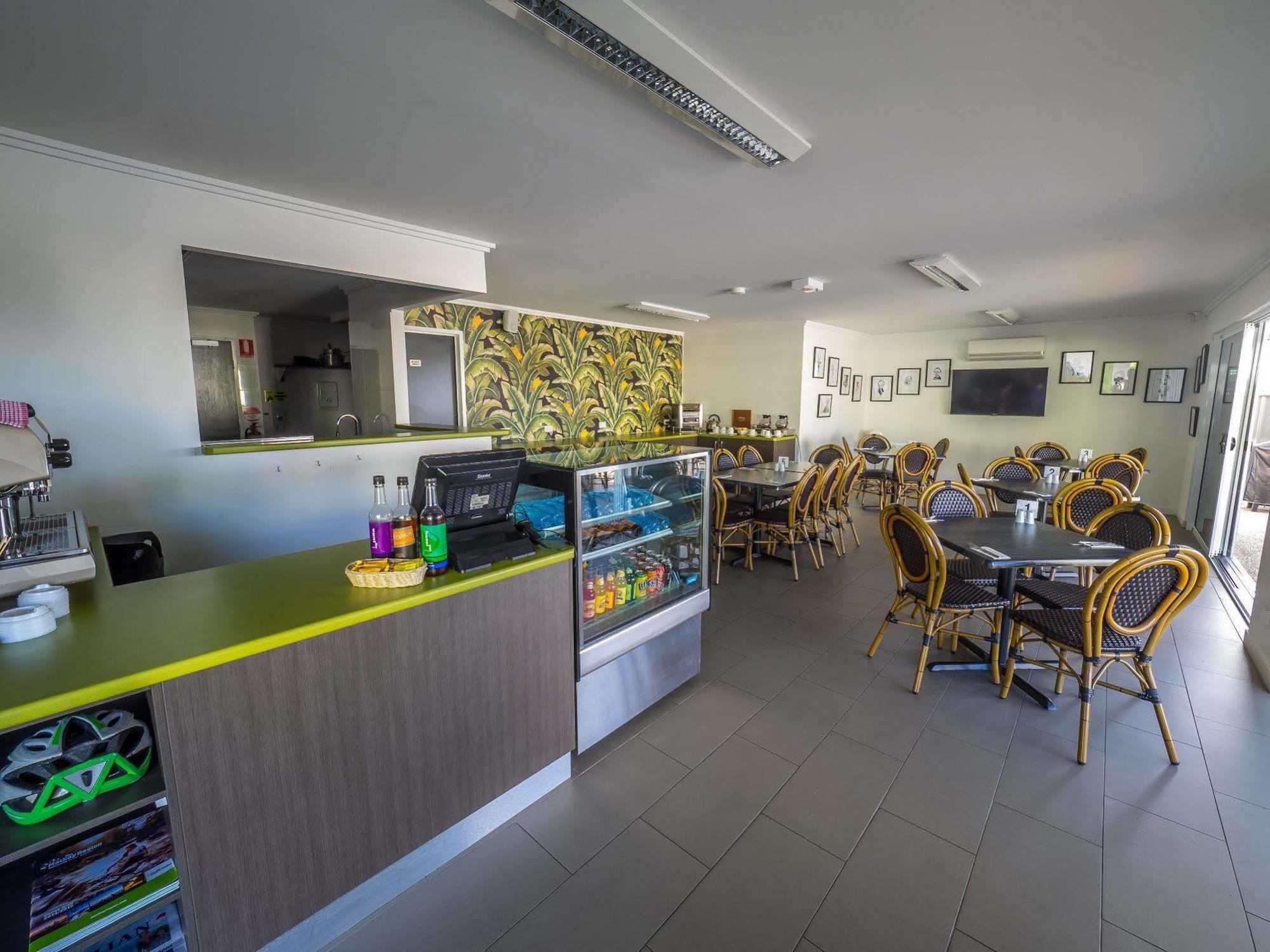 Mackay Oceanside Central Hotel Official Eksteriør bilde